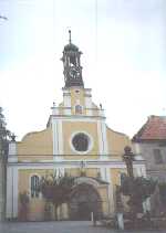 Police nad Metují - kostel s klášterem